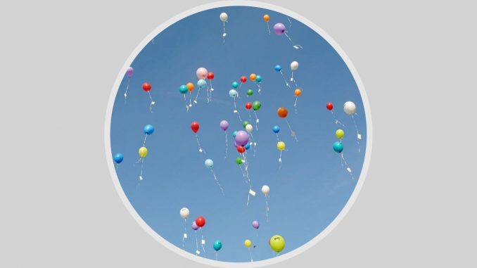 Luftballons. Bild von Hilke Fromm auf Pixabay